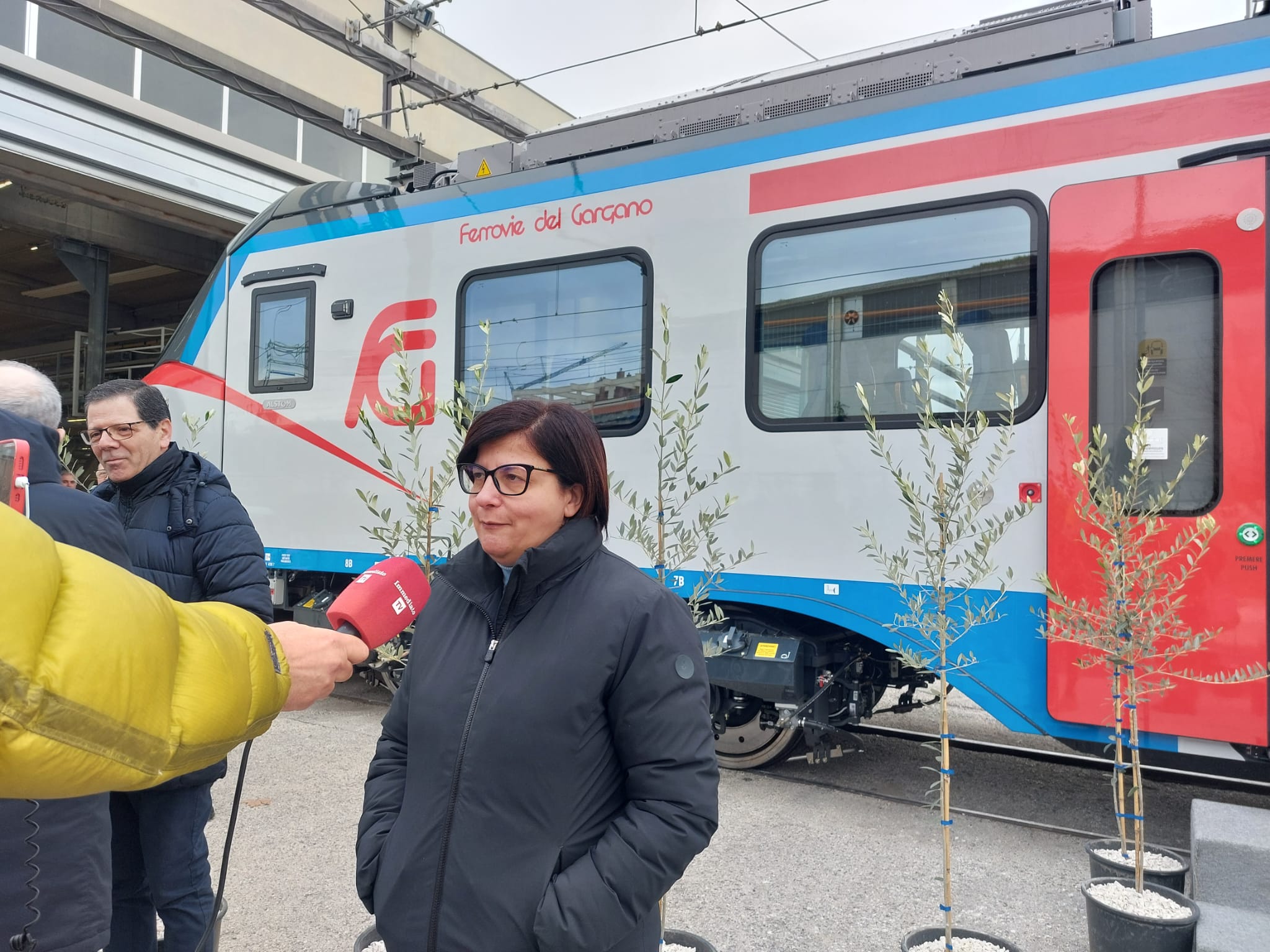 Galleria Trasporti, presentata a Foggia la nuova flotta di Ferrovie del Gargano - Diapositiva 6 di 13