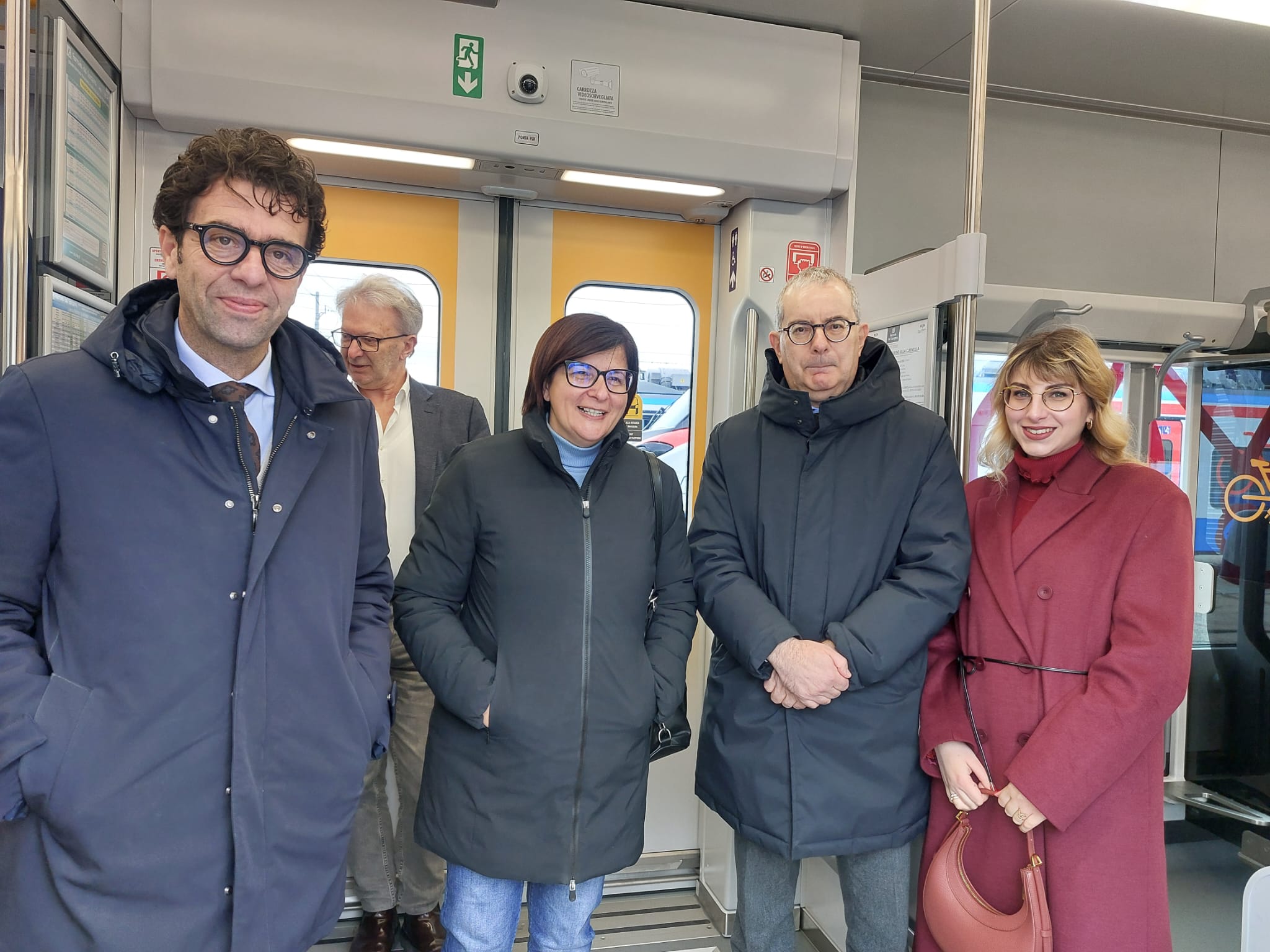 Galleria Trasporti, presentata a Foggia la nuova flotta di Ferrovie del Gargano - Diapositiva 1 di 13